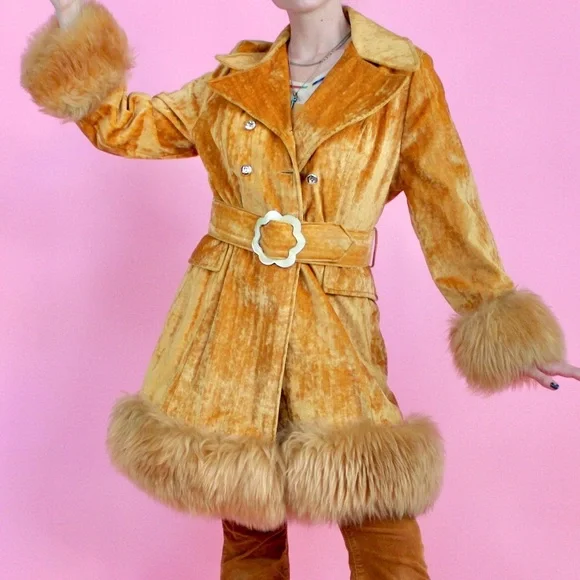 Country Pacer rare 60s gold velvet penny lane fur sleeve Russian coat - Picture 5 of 16
